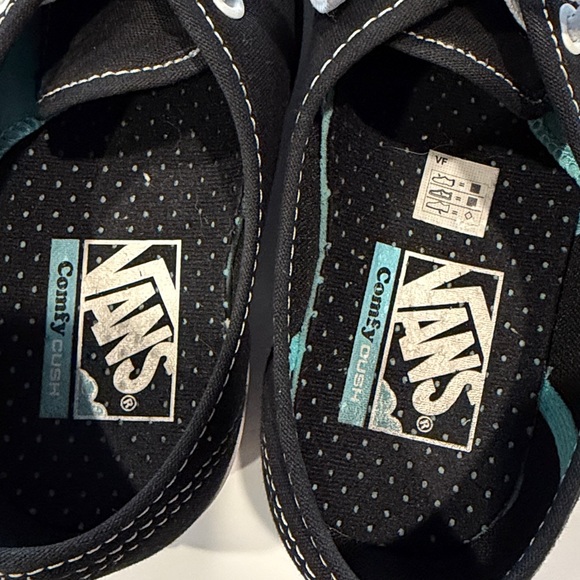 Women’s VANS Low Top Size 8 - Picture 7 of 8
